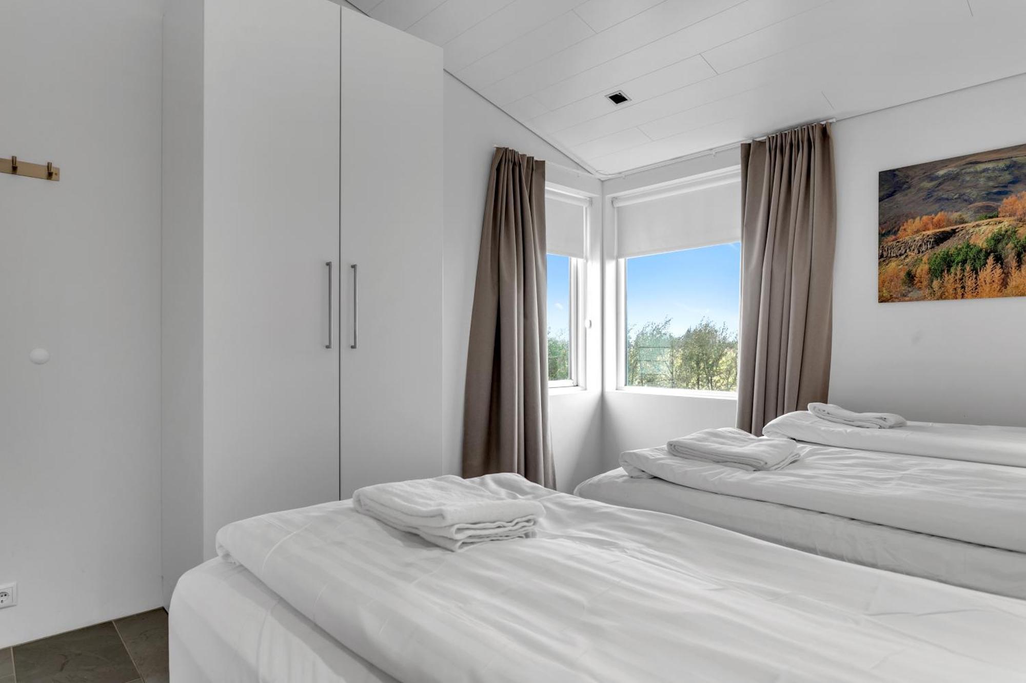 Luxury Villa With River View Laugaras Exterior foto