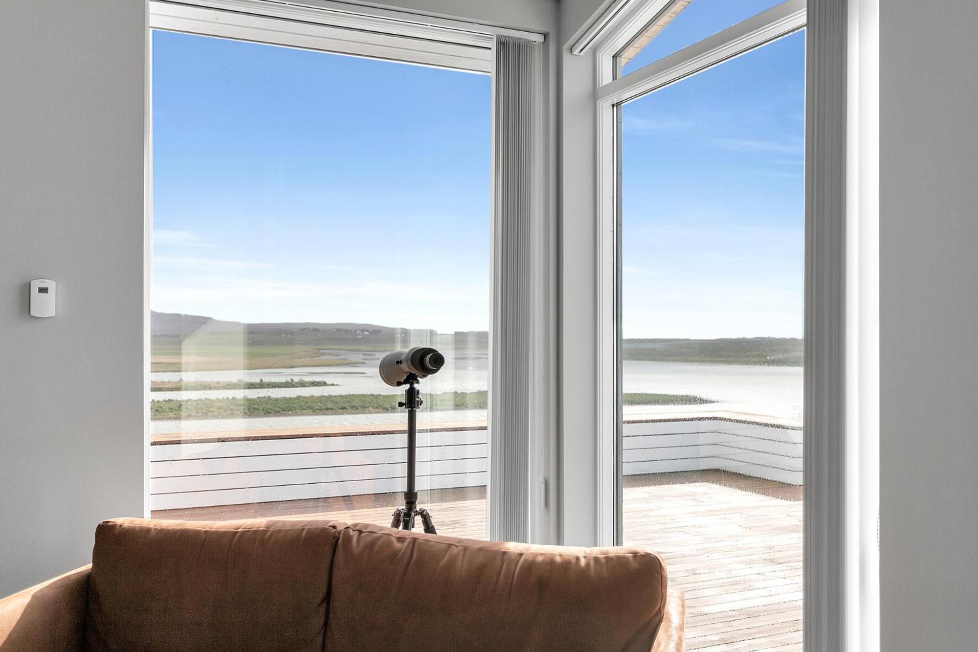 Luxury Villa With River View Laugaras Exterior foto